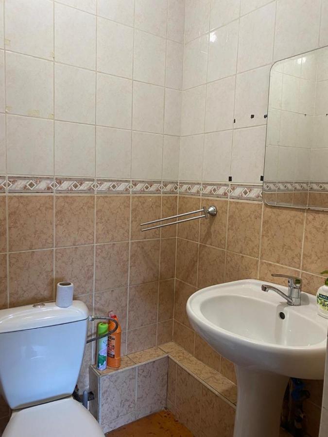 Hostel 888 Алма Ата Екстериор снимка